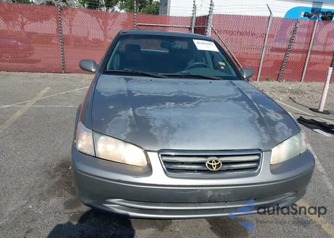 2000 Toyota Camry Xle V6 from USA, damaged, VIN 4T1BF28K5YU106971